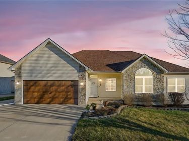 1308 NE 105th Terrace, Kansas City, MO 64155