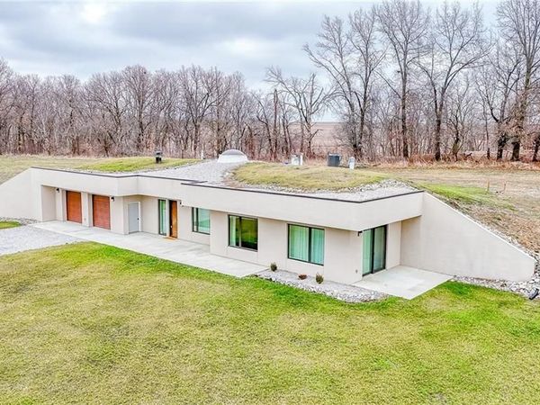 18018 Ozark Lane, Higginsville, MO 64037