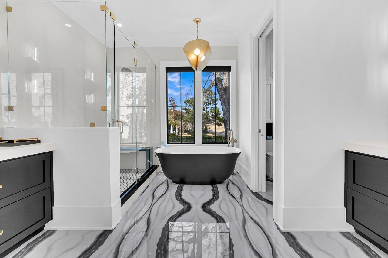 151 Brailsford Street Photo 44