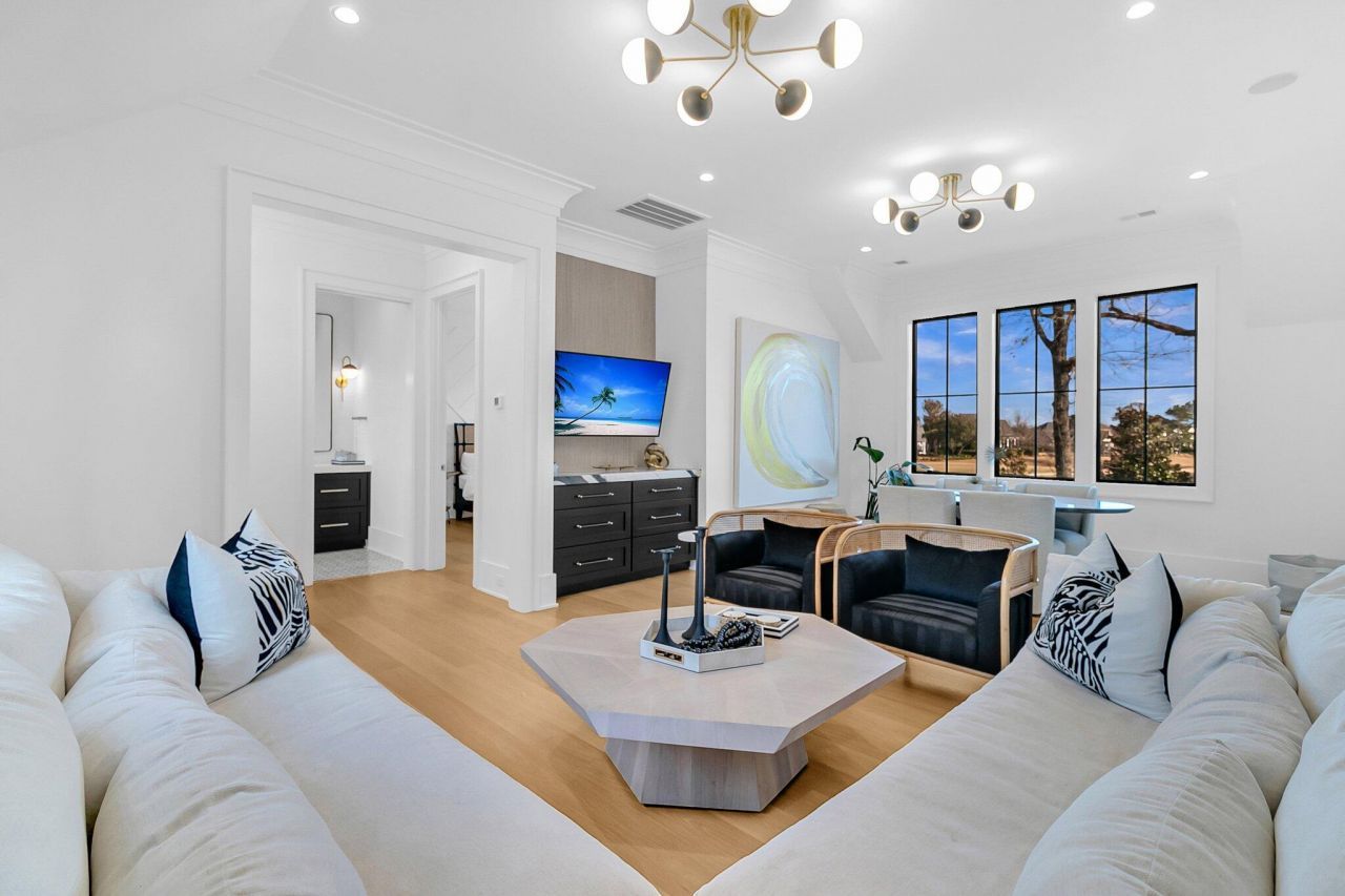 151 Brailsford Street Photo 55