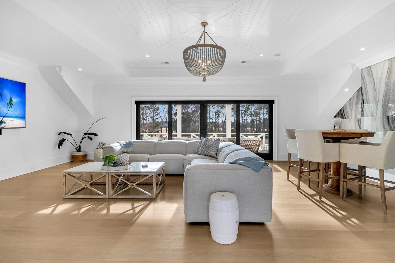 151 Brailsford Street Photo 70