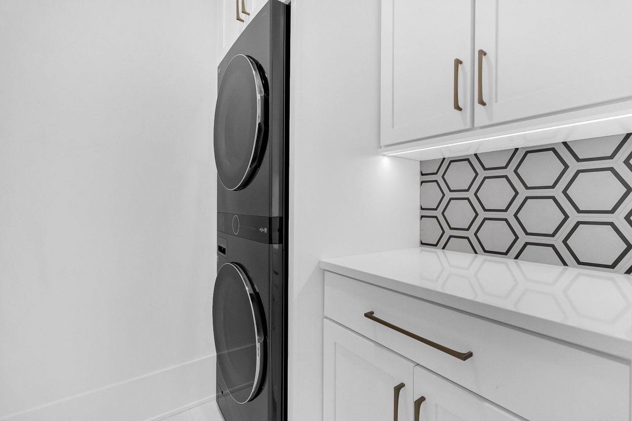 151 Brailsford Street Photo 72