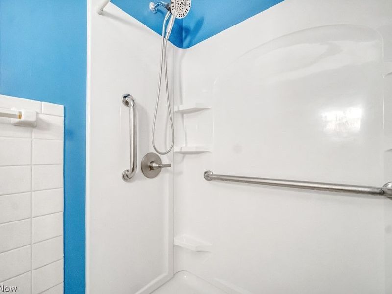 13458 Theeland Avenue NW, Uniontown, OH 44685 Photo 15