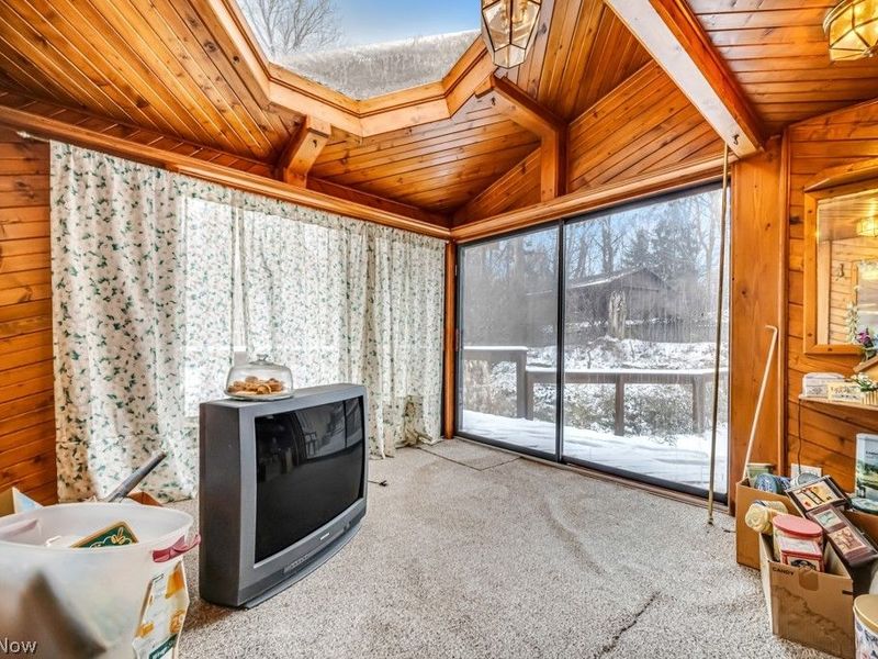 13458 Theeland Avenue NW, Uniontown, OH 44685 Photo 23