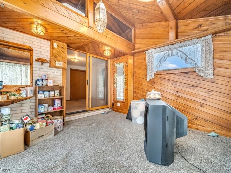 13458 Theeland Avenue NW, Uniontown, OH 44685 Photo 24