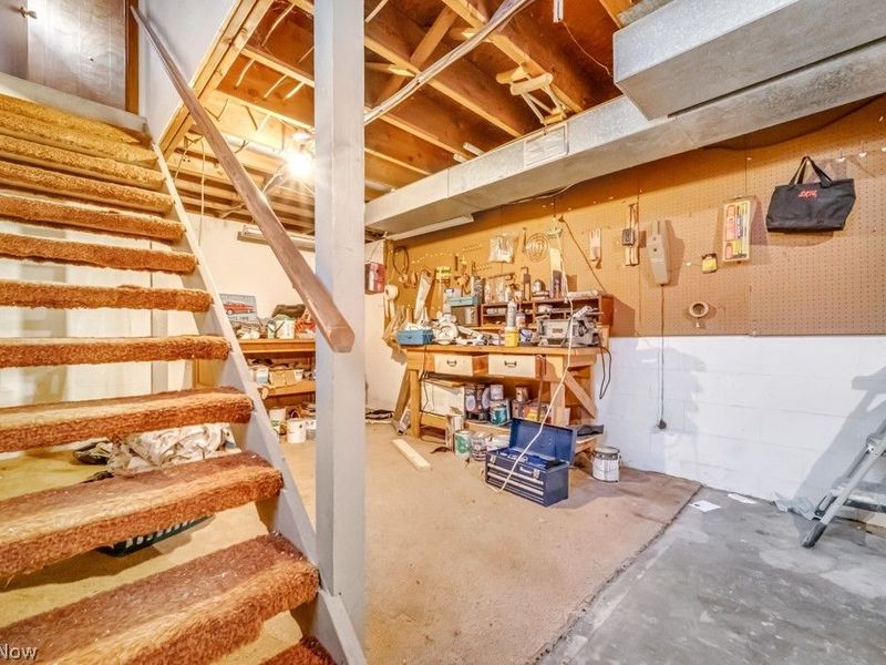 13458 Theeland Avenue NW, Uniontown, OH 44685 Photo 26