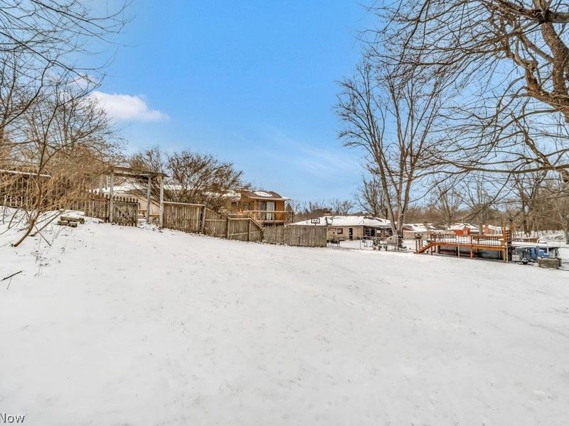 13458 Theeland Avenue NW, Uniontown, OH 44685 Photo 35