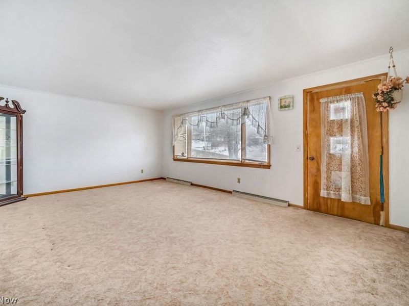 13458 Theeland Avenue NW, Uniontown, OH 44685 Photo 5