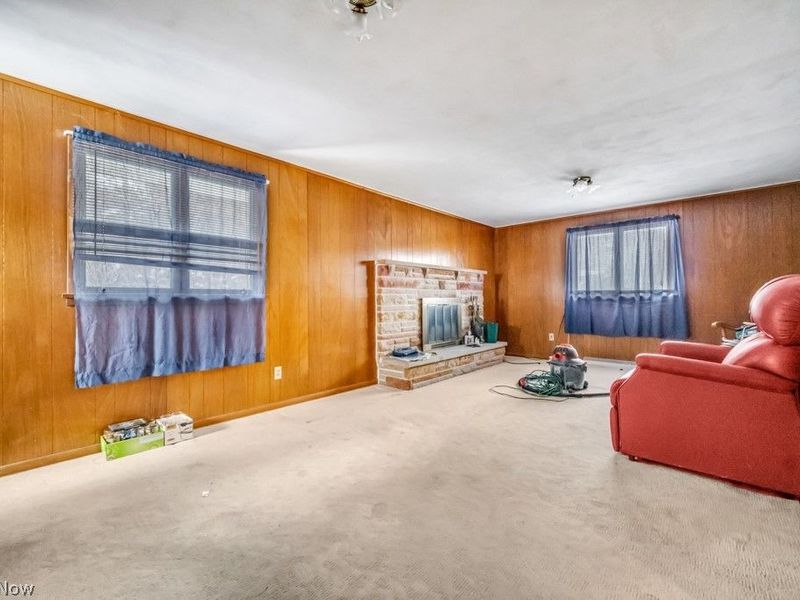 13458 Theeland Avenue NW, Uniontown, OH 44685 Photo 9