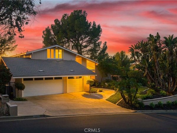 10961 Limetree, North Tustin, CA 92705