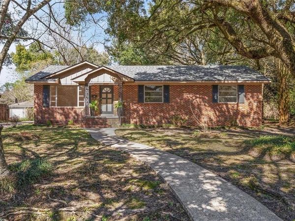2756 Jennings Drive, Mobile, AL 36606