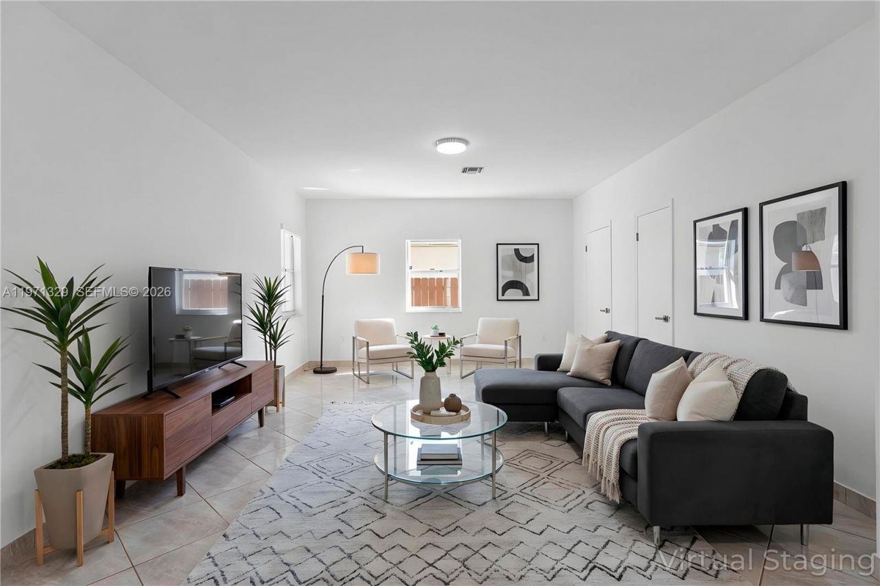 2870 SW 21st St , Miami, FL 33145 Photo