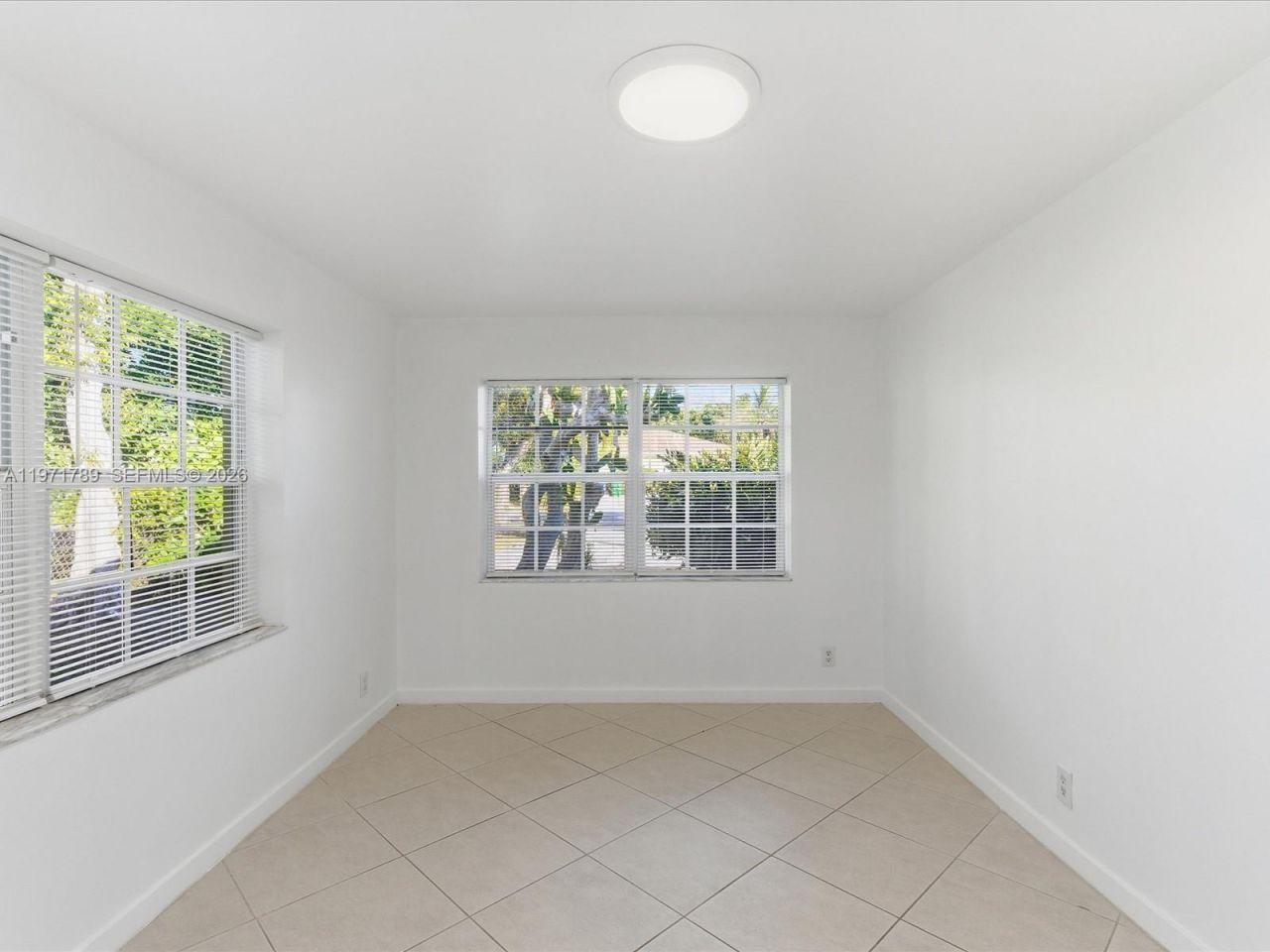 1561 SW 44th Ter, Fort Lauderdale, FL 33317 Photo