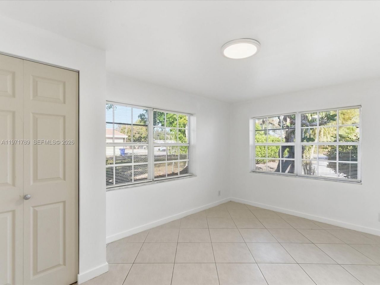 1561 SW 44th Ter, Fort Lauderdale, FL 33317 Photo