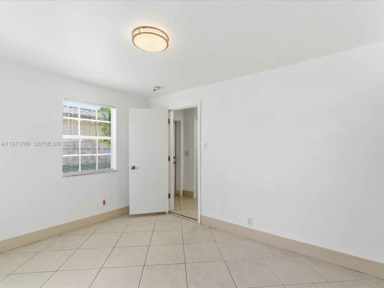 1561 SW 44th Ter, Fort Lauderdale, FL 33317 Photo