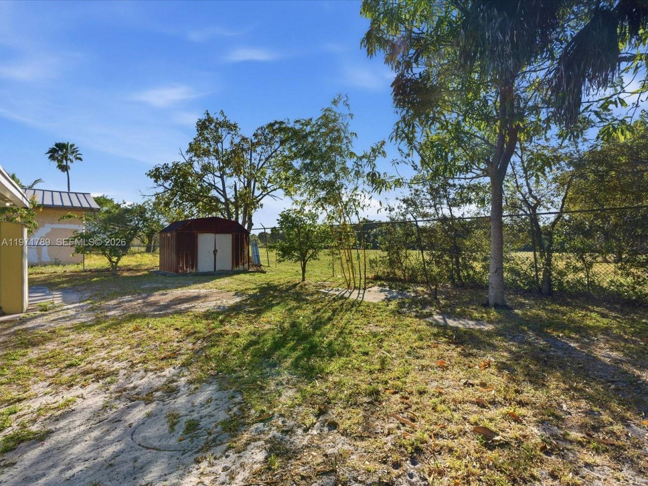 1561 SW 44th Ter, Fort Lauderdale, FL 33317 Photo