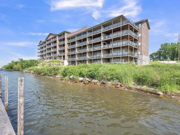 570 Linden Drive, Unit 104, Arnolds Park, IA 51331