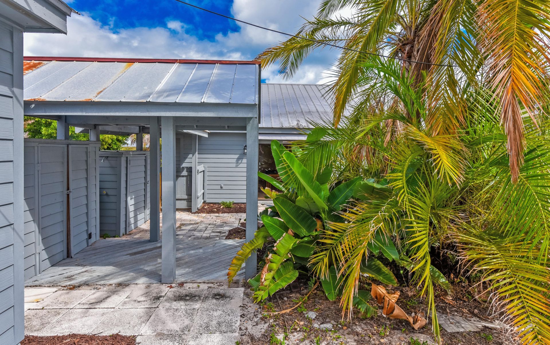 5666 SE Matousek Street, Stuart, FL 34997 Photo