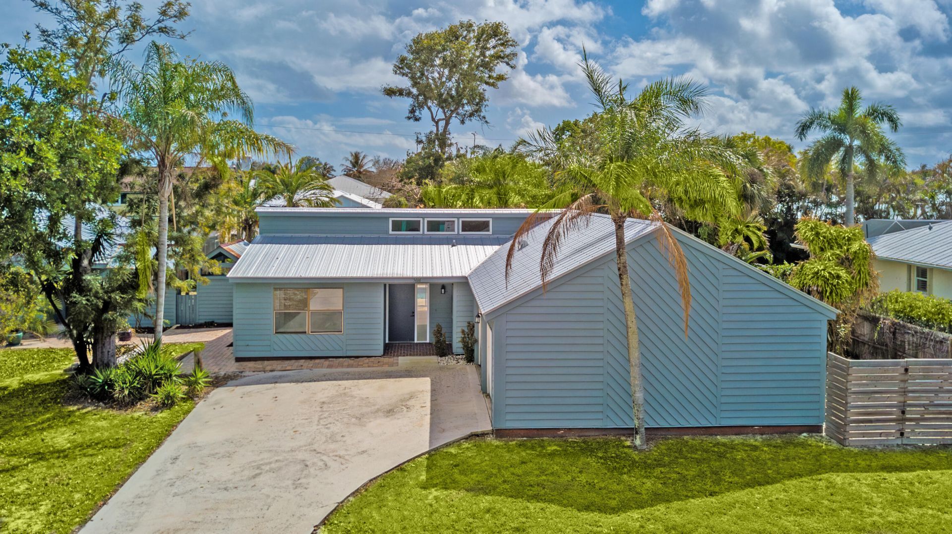 5666 SE Matousek Street, Stuart, FL 34997 Photo