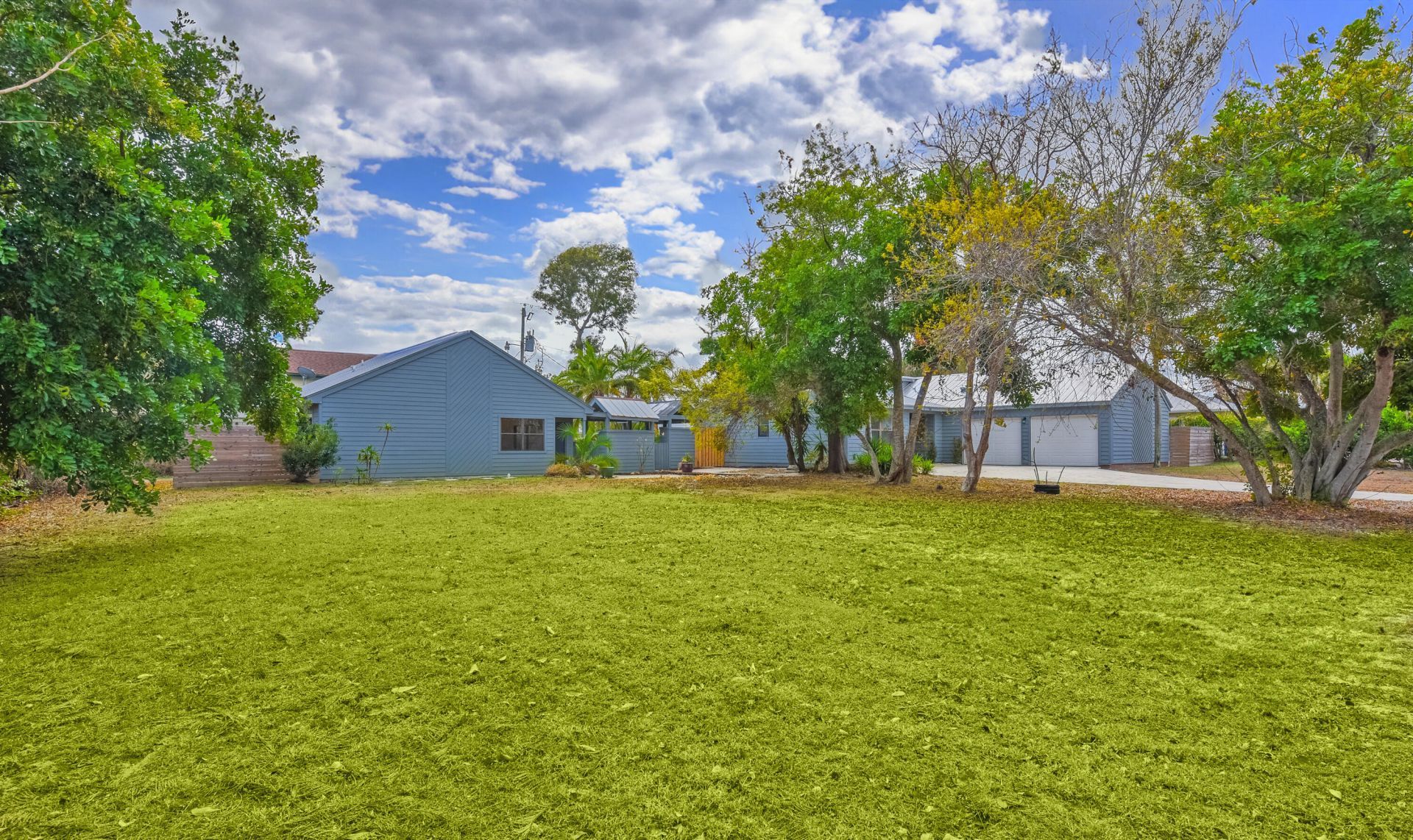 5666 SE Matousek Street, Stuart, FL 34997 Photo