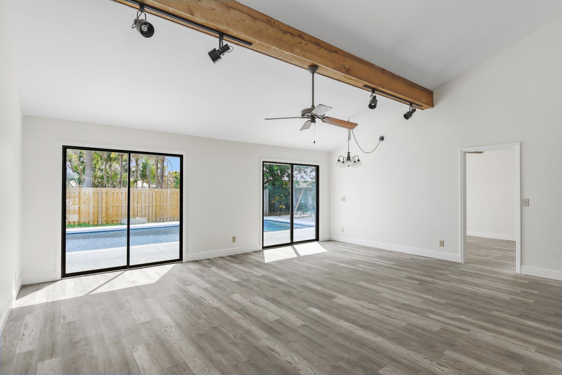 5666 SE Matousek Street, Stuart, FL 34997 Photo