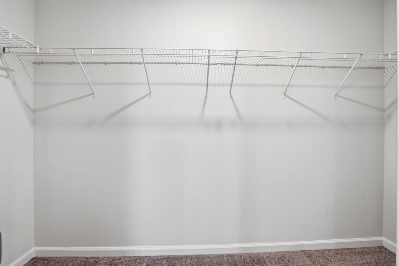 4692 Palm View Circle Photo 12