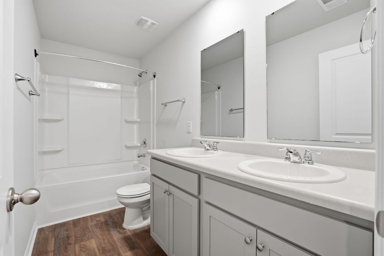 4692 Palm View Circle Photo 16