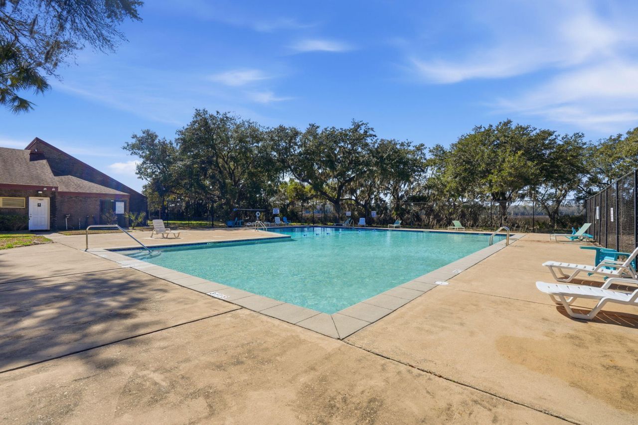 4692 Palm View Circle Photo 21