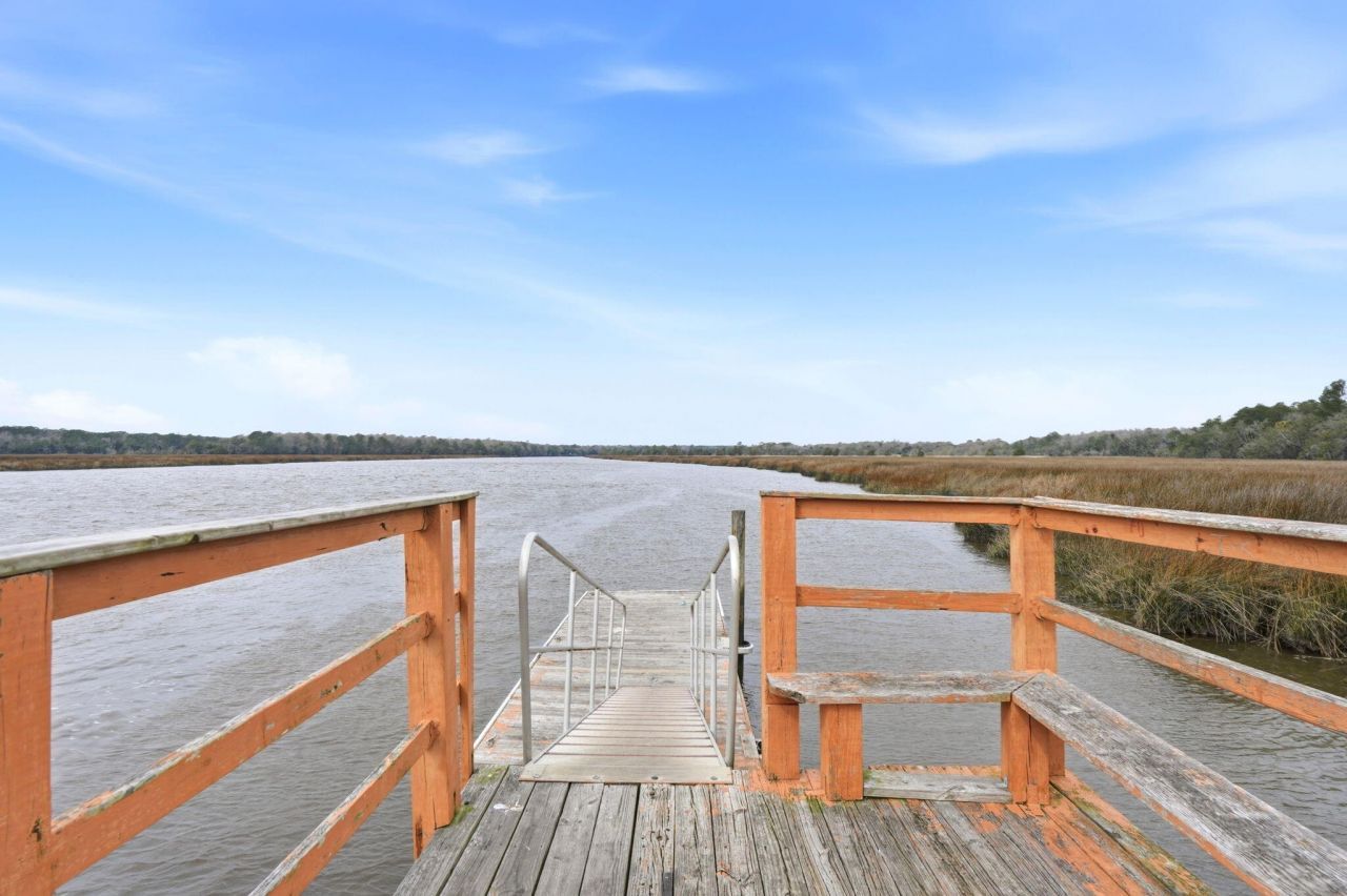 4692 Palm View Circle Photo 36