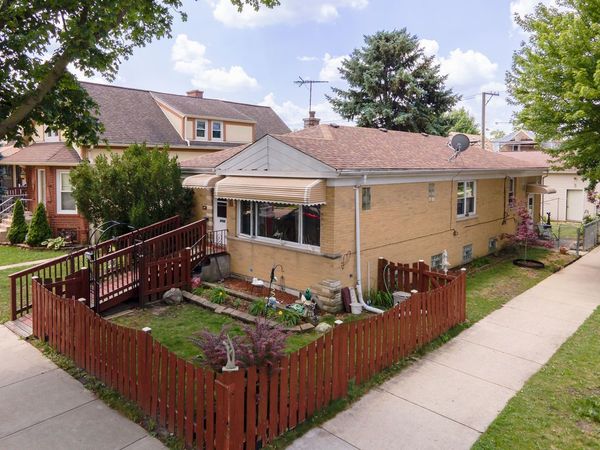 4158 N Moody Avenue, Chicago, IL 60634