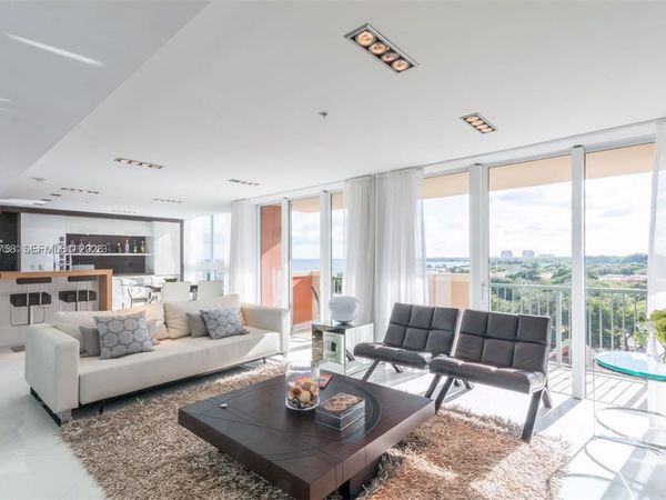 2951 S Bayshore Dr , Unit 1008, Miami, FL 33133