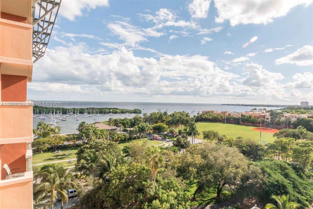 2951 S Bayshore Dr , Unit 1008, Miami, FL 33133 Photo