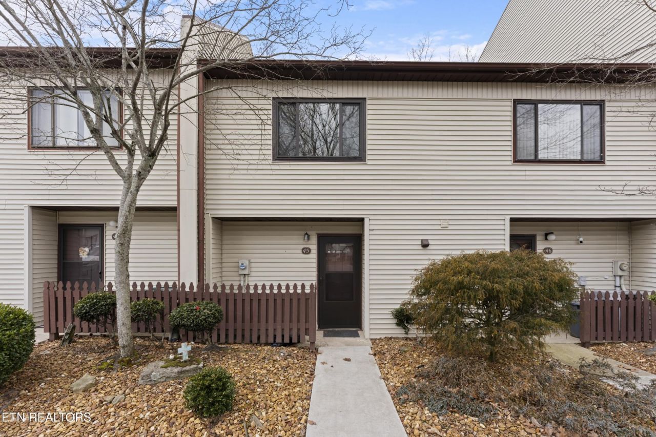 45 Wilshire Heights Drive  Crossville, TN 38558