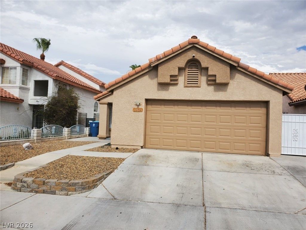 1968 Weenap Drive, Las Vegas, NV 89108 Main Photo