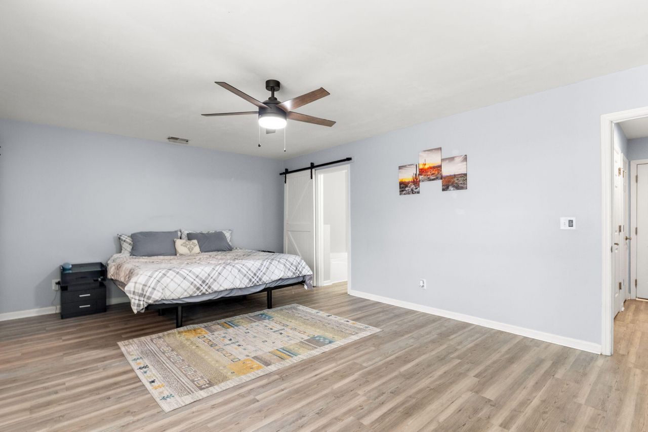 415 Black Horse Road Photo 11