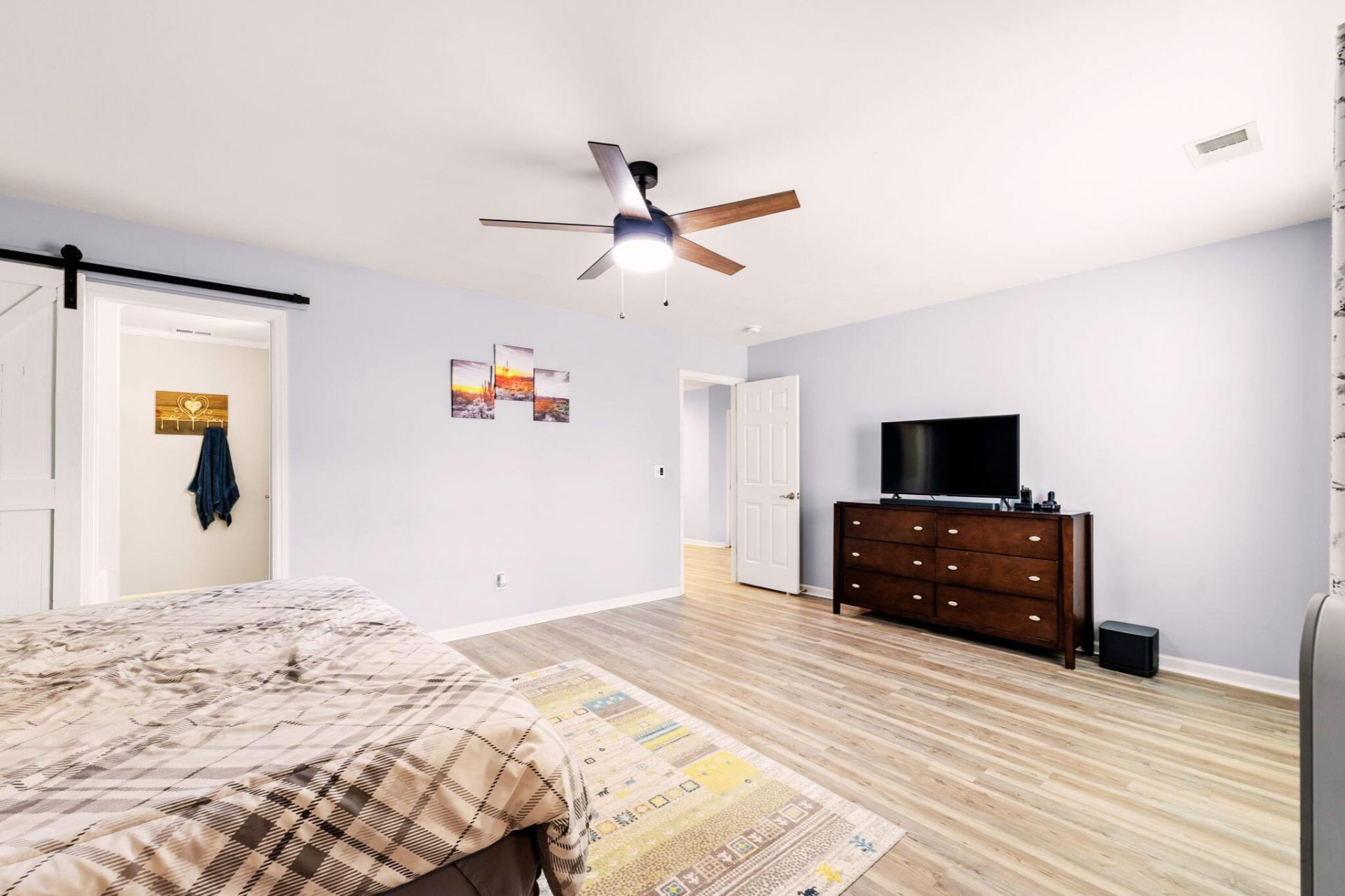 415 Black Horse Road Photo 11