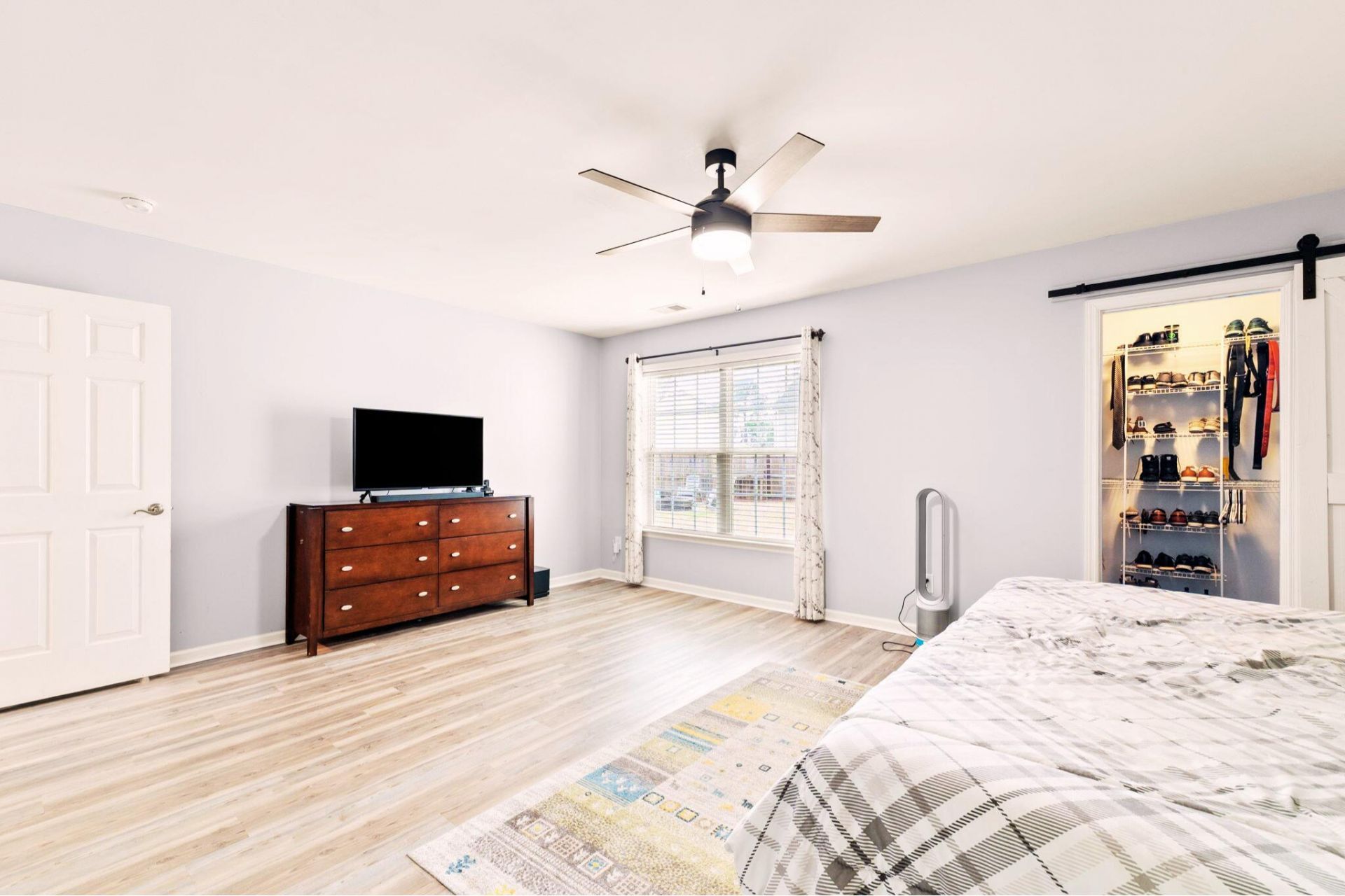 415 Black Horse Road Photo 12