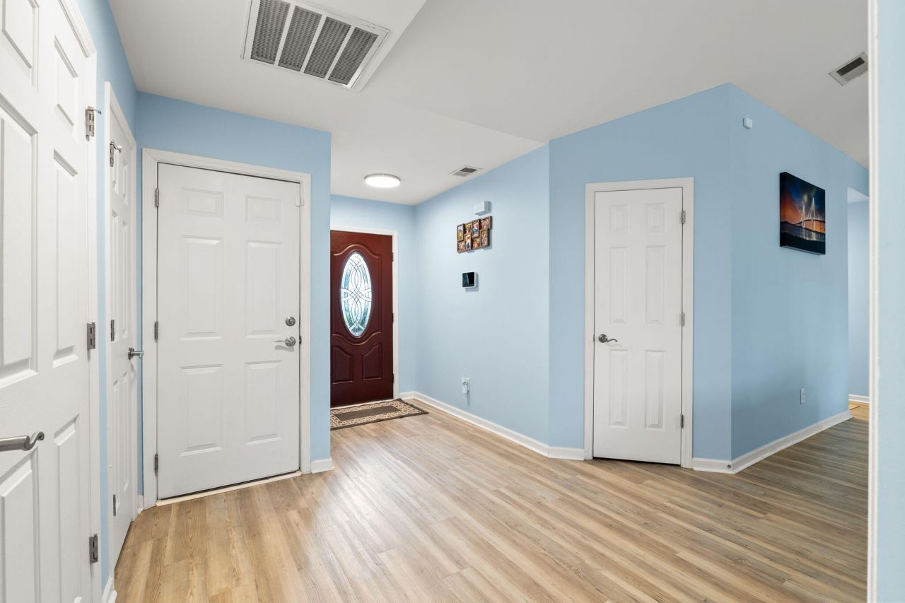 415 Black Horse Road Photo 18