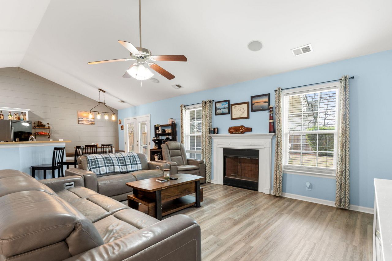 415 Black Horse Road Photo 20