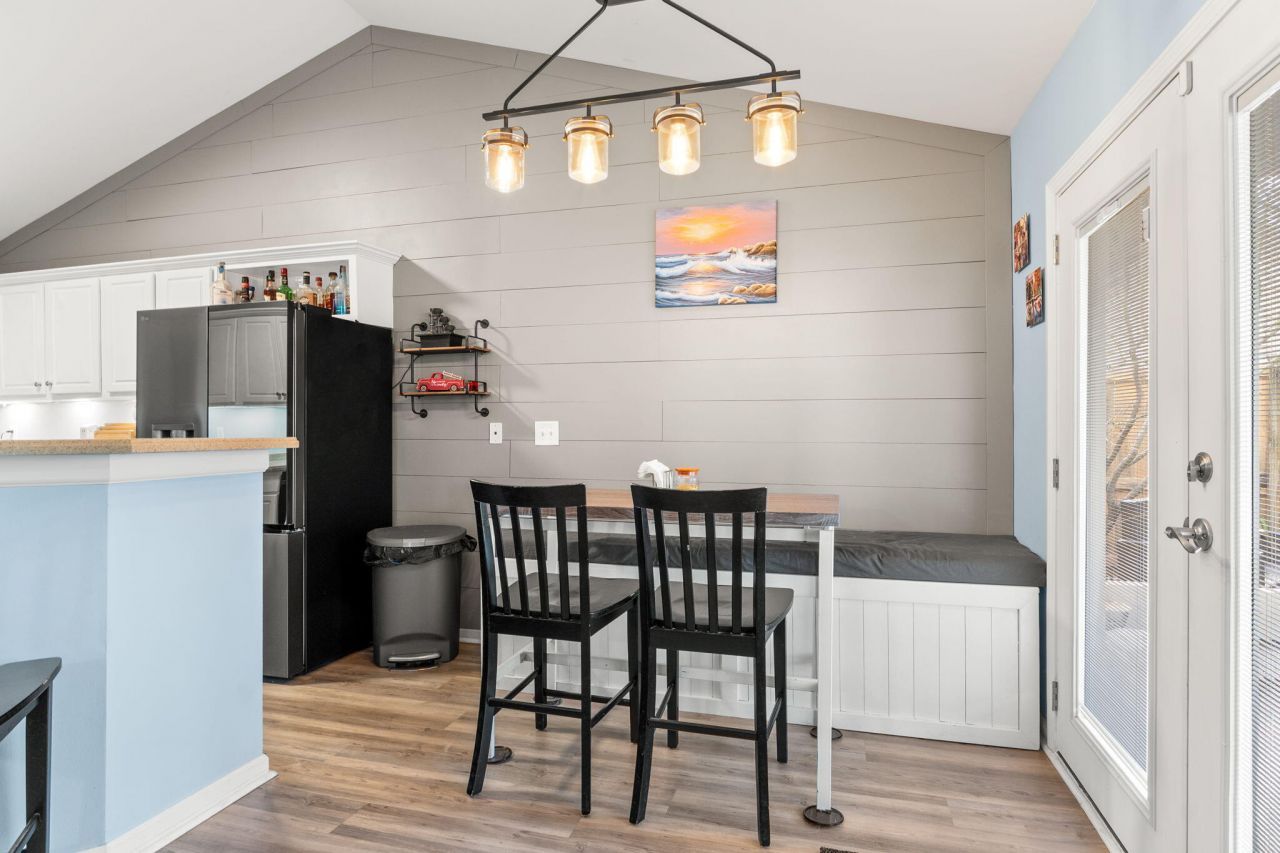 415 Black Horse Road Photo 23