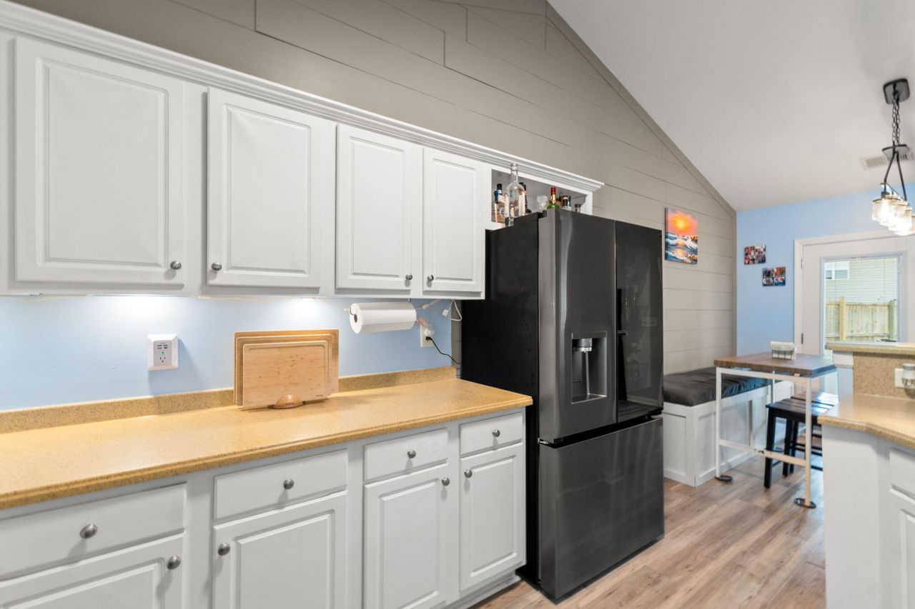 415 Black Horse Road Photo 27