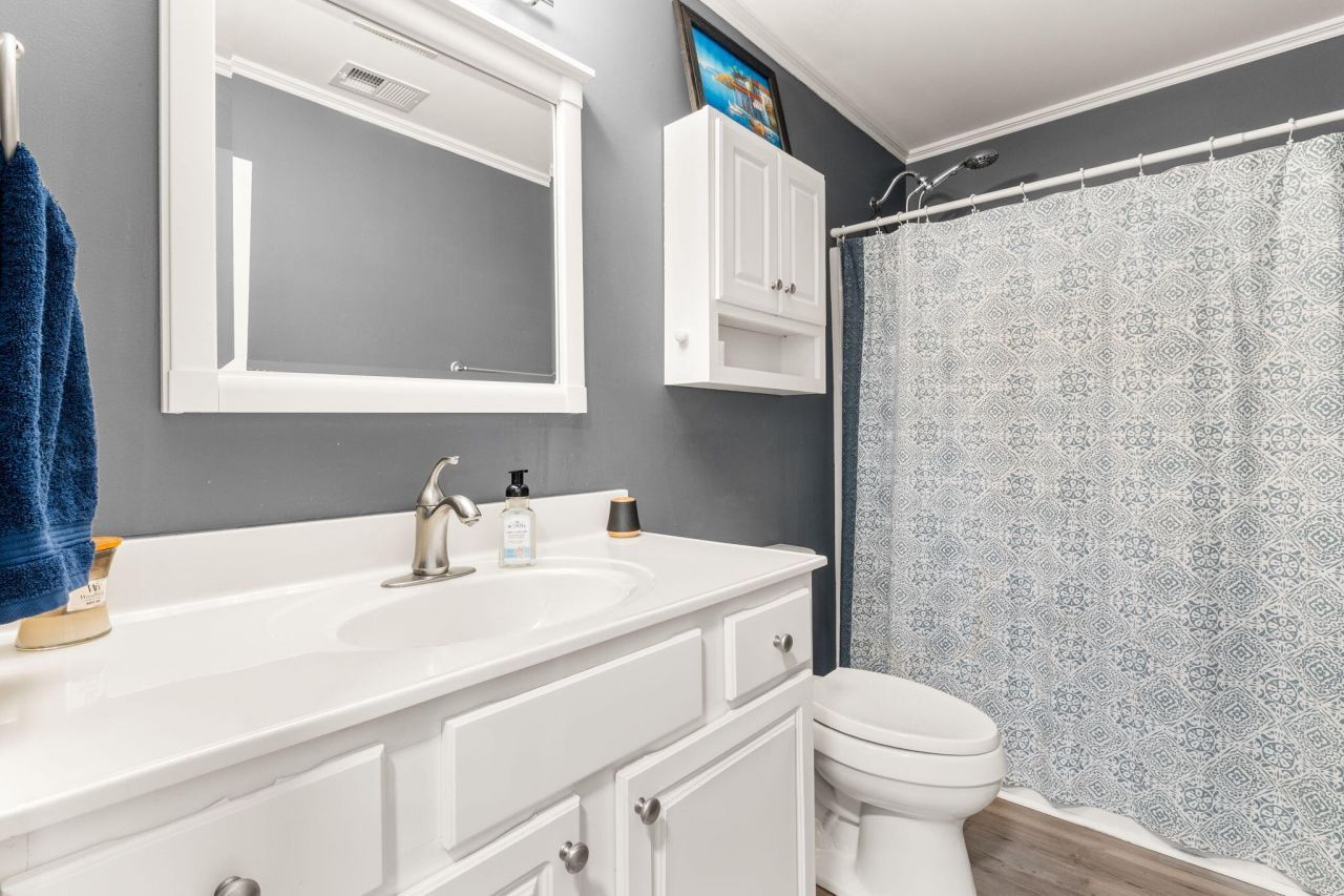 415 Black Horse Road Photo 31