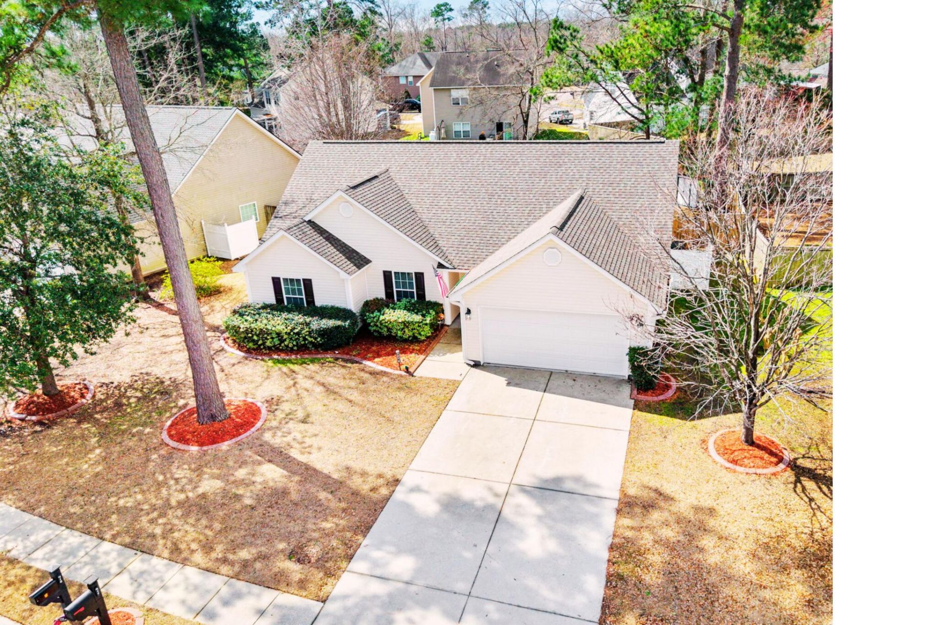 415 Black Horse Road Photo 4