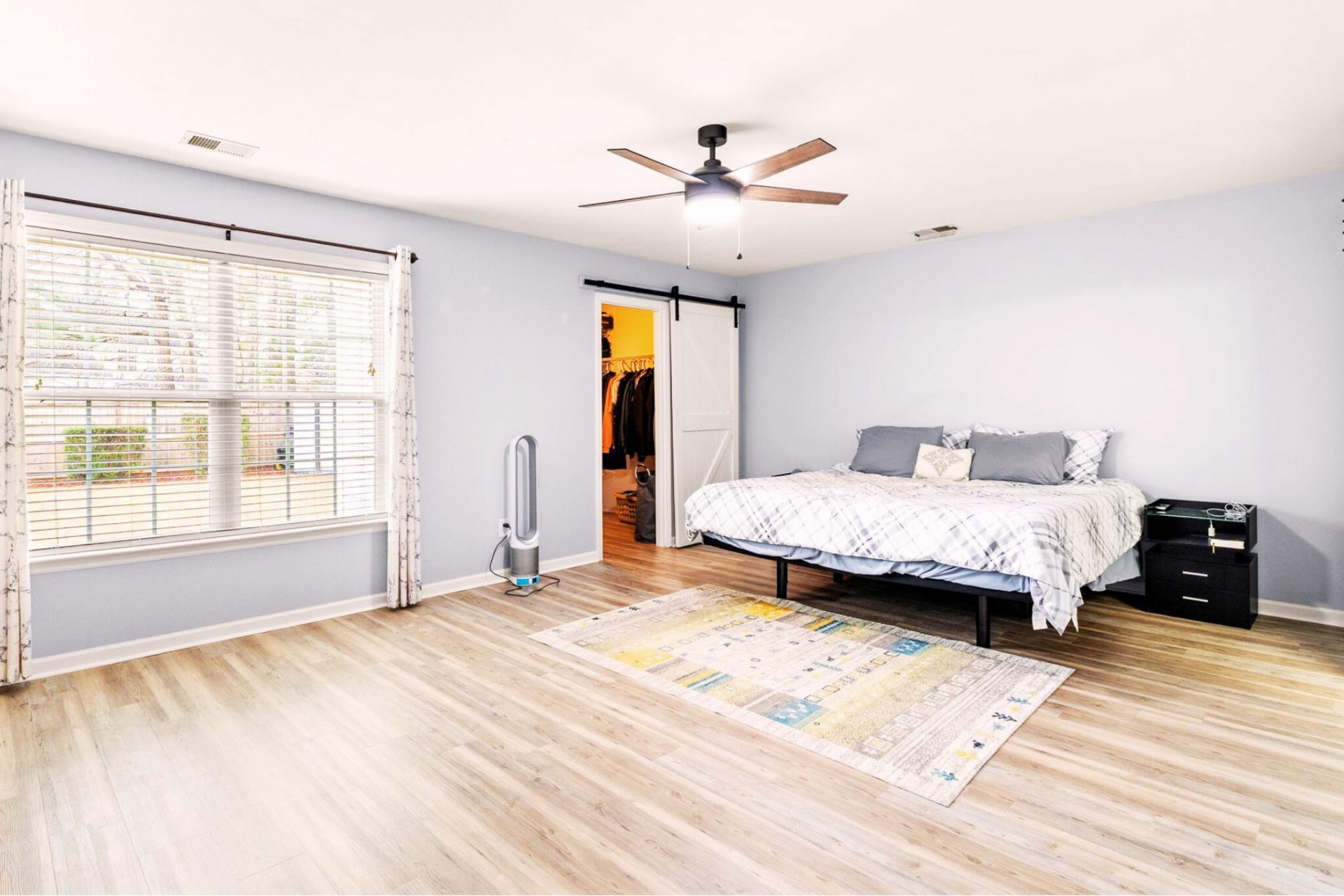 415 Black Horse Road Photo 9