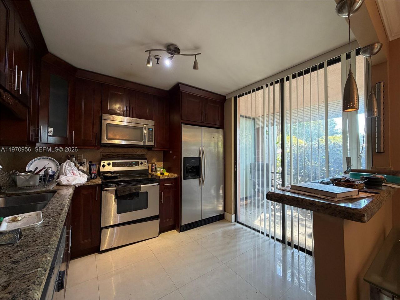 661 NE 195th St, Unit 104, Miami, FL 33179 Photo