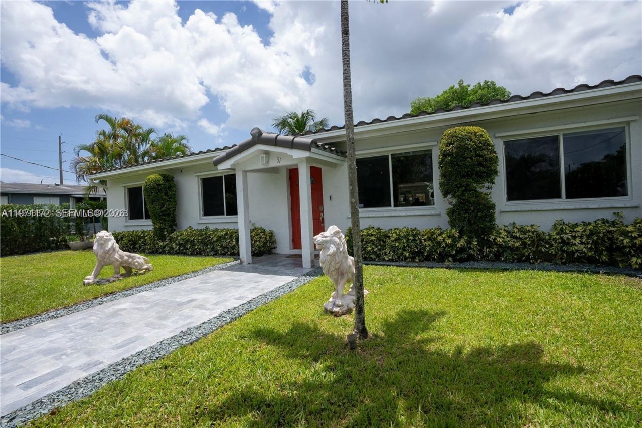 31 SW 6th St, Hallandale Beach, FL 33009 Photo