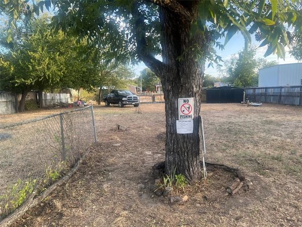 605 W Church Street, San Saba, TX 76877
