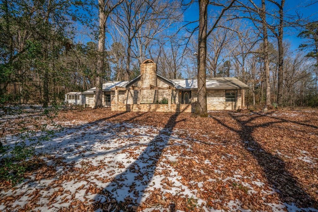 946 Cr 1577, Hughes Springs, TX 75656 Main Photo