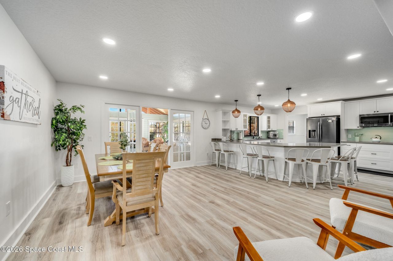 999 Sunswept Road Ne, Palm Bay, FL 32905 Photo