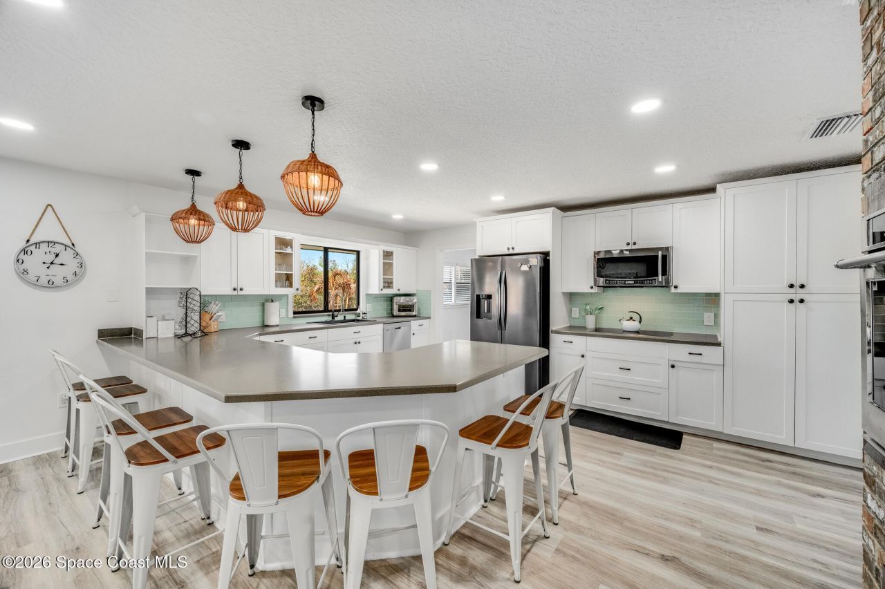 999 Sunswept Road Ne, Palm Bay, FL 32905 Photo